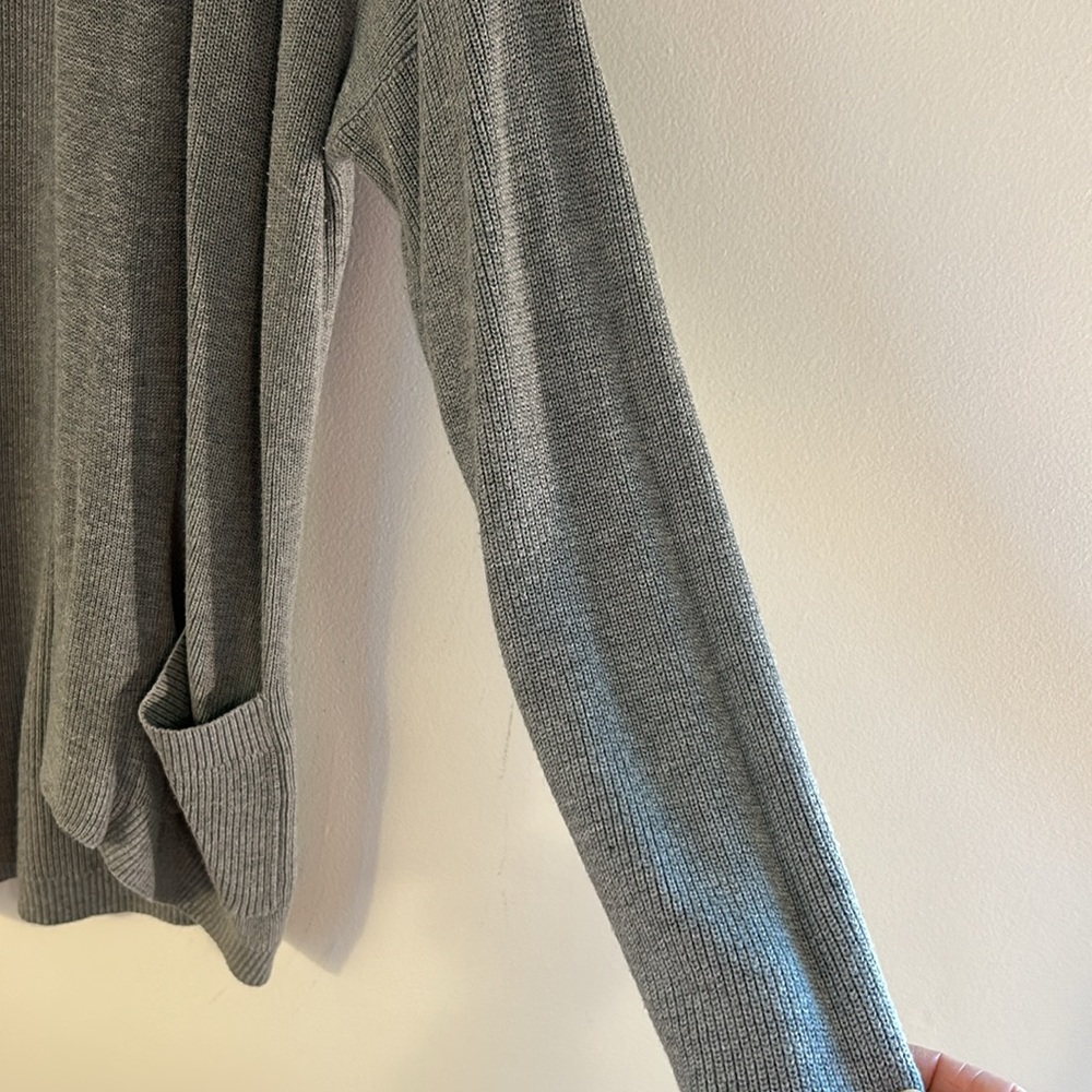 Abercrombie and fitch ribbed High Low Dolman Open Cardigan. Size Med. Light Gray - Picture 5 of 10